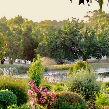 كيث The Lake House Retreat المظهر الخارجي الصورة